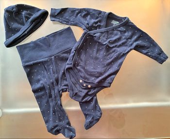 Ensemble body pantalon bonnet
