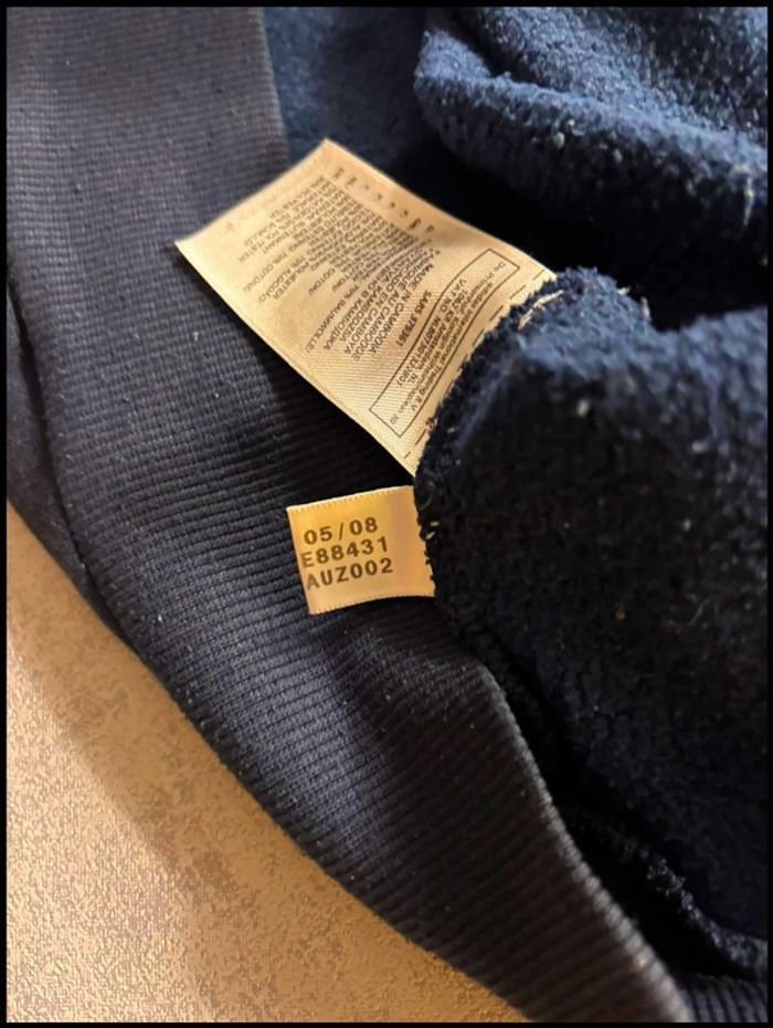Pull à capuche Adidas Vintage bleu marine Taille 16ans/ XS - photo numéro 7