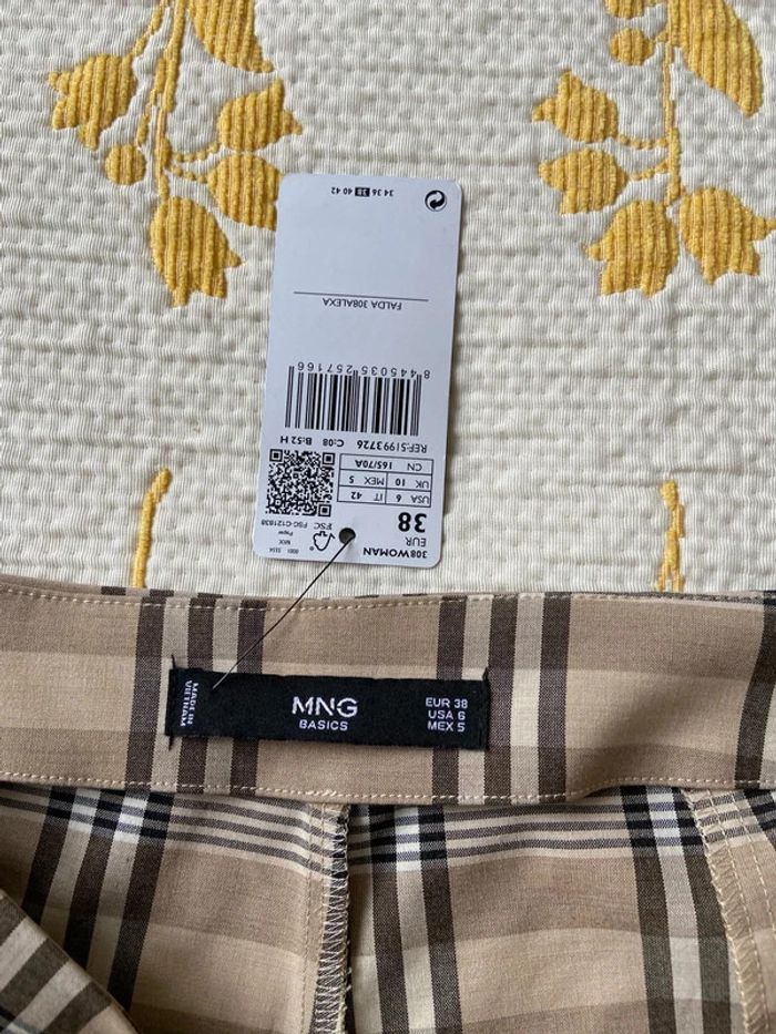 Jupe-short beige/marron mango longueur 38 cm taille 38 neuf Polyester, Viscose, Élasthanne - photo numéro 3