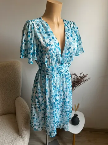 Robe chic  bleue à pois