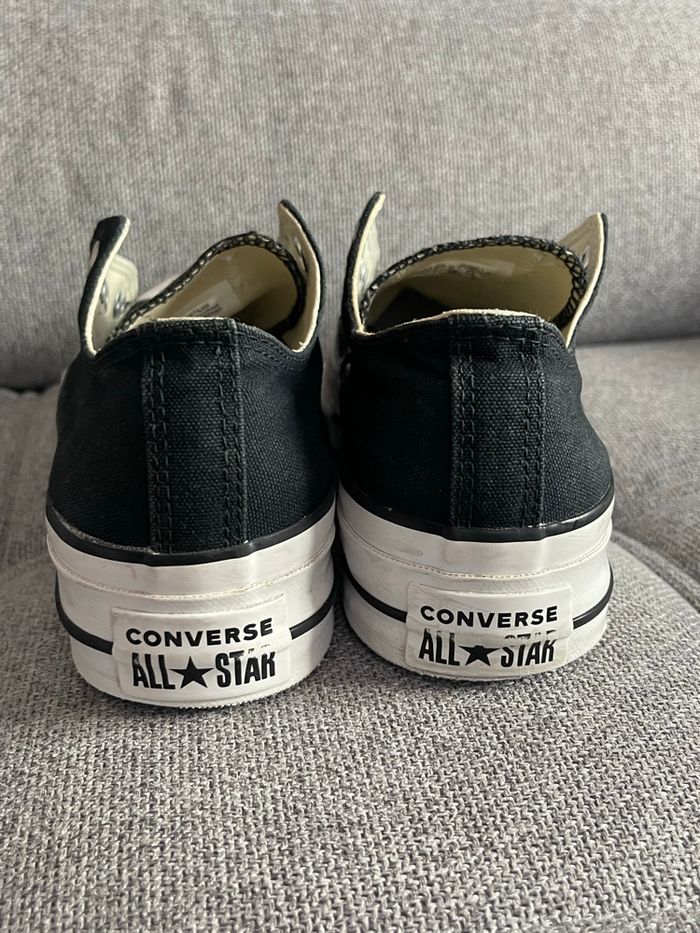 Converse basse noire plate-forme 39 en toile - photo numéro 5