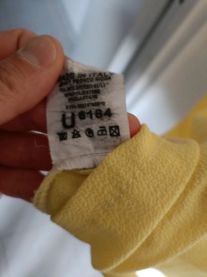 Combishort jaune en viscose Taille S/M  Très bon état - photo numéro 5