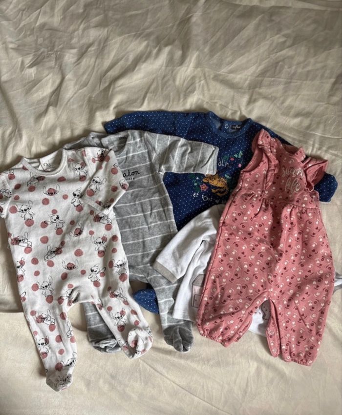 Lot de grenouillères