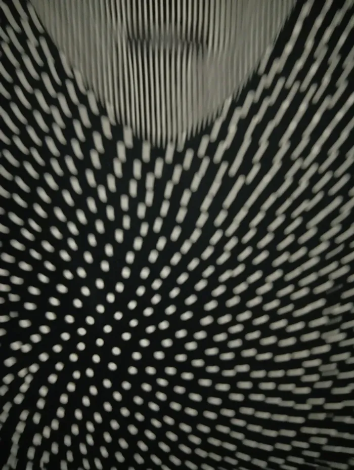 Robe noire petits pois blancs - photo numéro 7