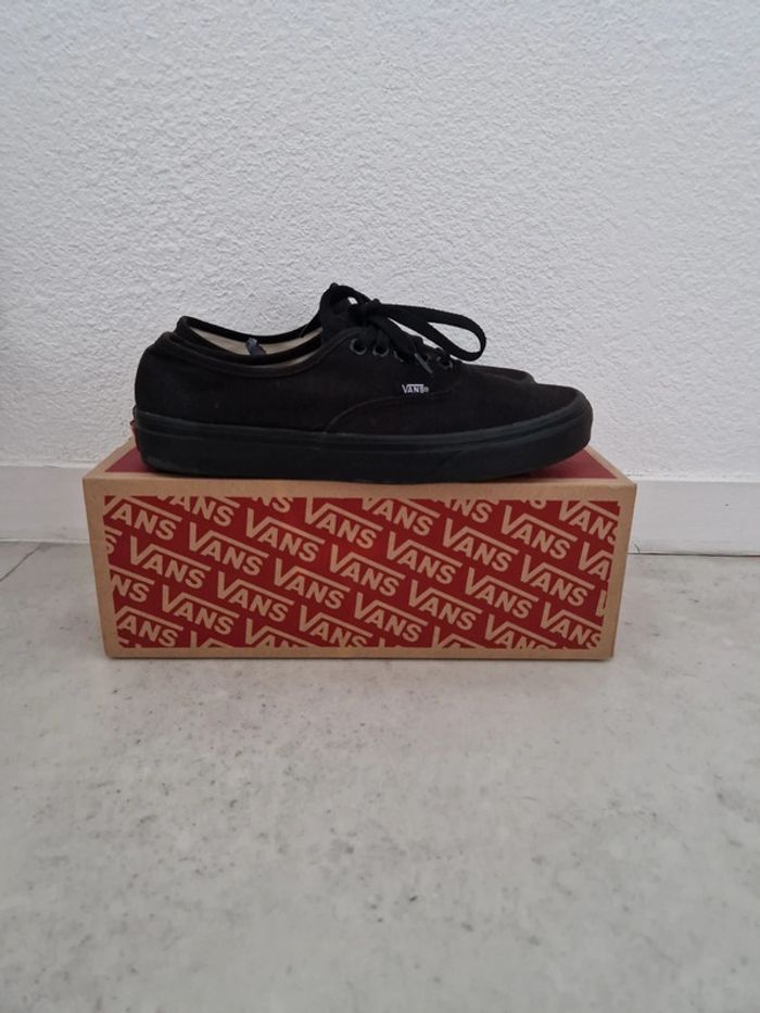 Chaussure vans noir comme neuf