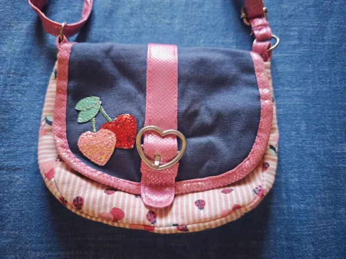 Petit sac pour fille - photo numéro 3