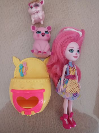Enchantimals cochon