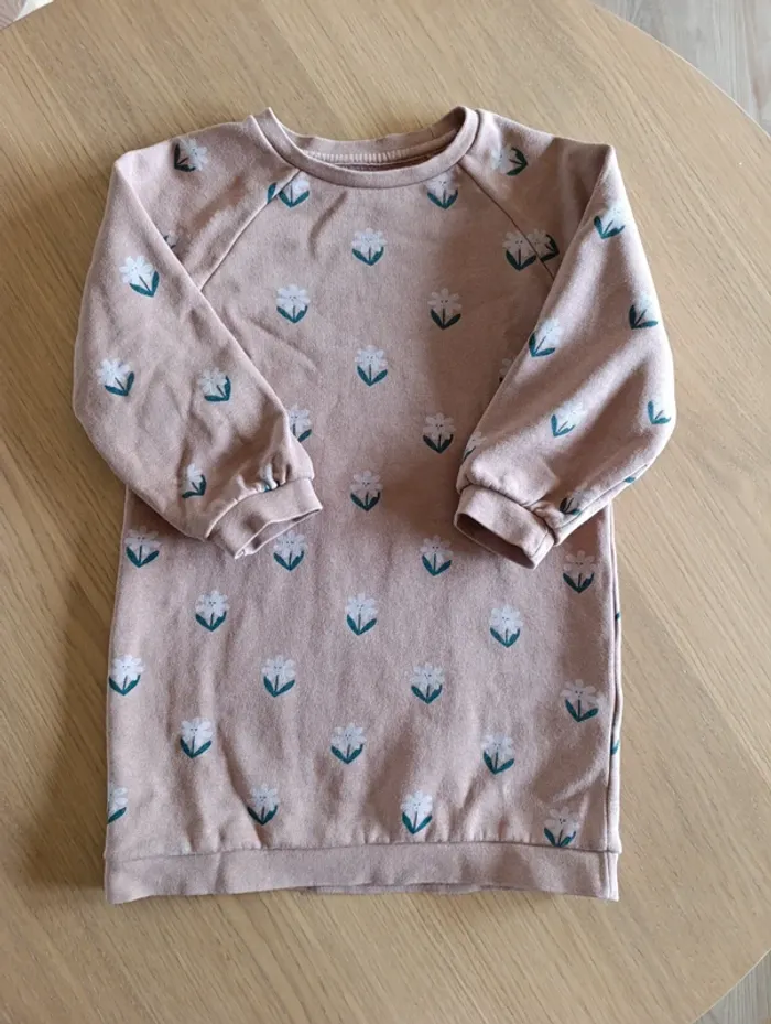 Robe pull Vertbaudet 6 ans motif fleurs - photo numéro 2