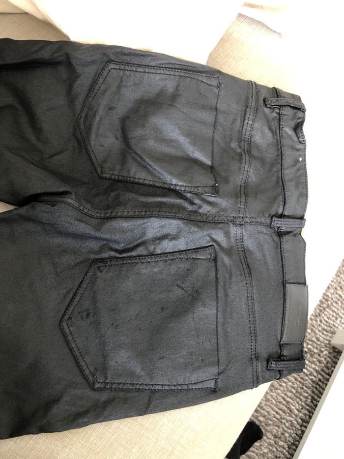 Pantalon effet huilé stradivarius - photo numéro 4