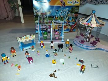 Lot de playmobil 70558 parc d'attractions très bon état 