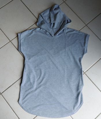 Pull Sweat fin avec capuche gris souris