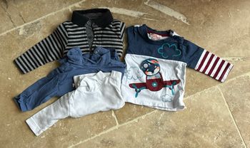 Lot vêtement bébé