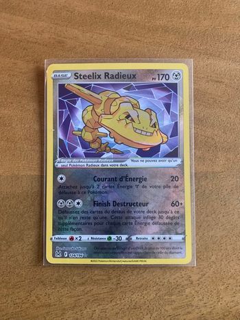Carte Pokemon Steelix Radieux 124/196