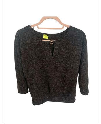 🌸 Léger pull à paillettes 🌸