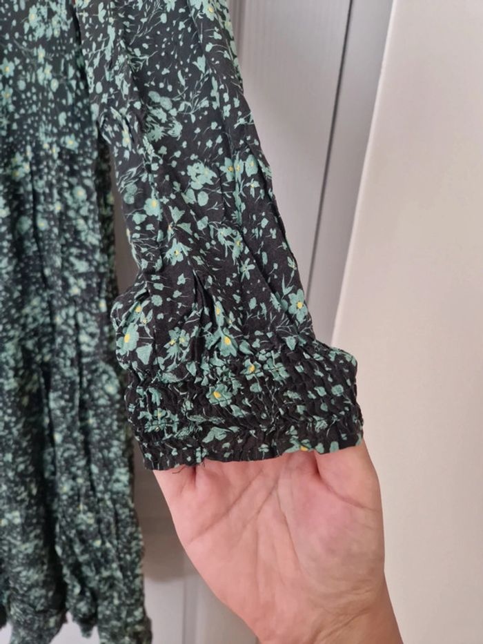Robe mi-longue légère fleuri noir menthe jaune taille S très bon état Zara - photo numéro 5