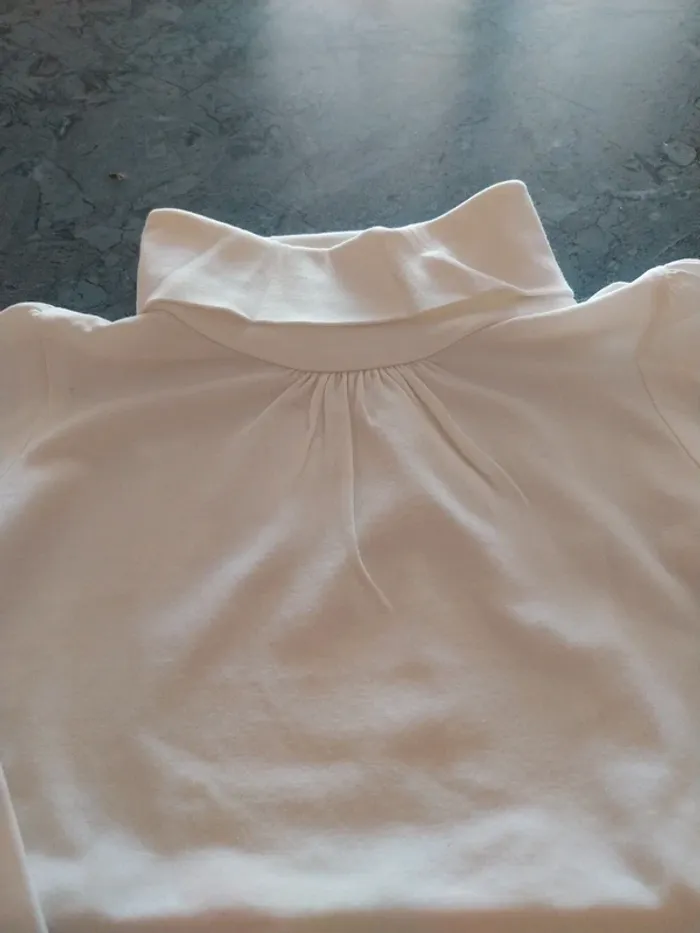 T-shirt col roulé T.6 ans - photo numéro 2