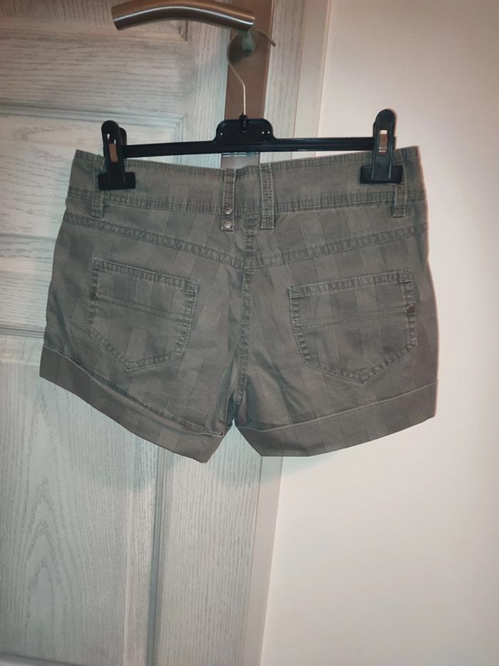 short en jean gris - photo numéro 2
