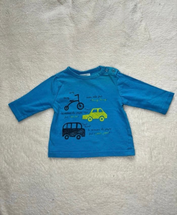 t-shirt bébé bleu motifs véhicules trop craquant 🚗💙 – 1 mois - photo numéro 1