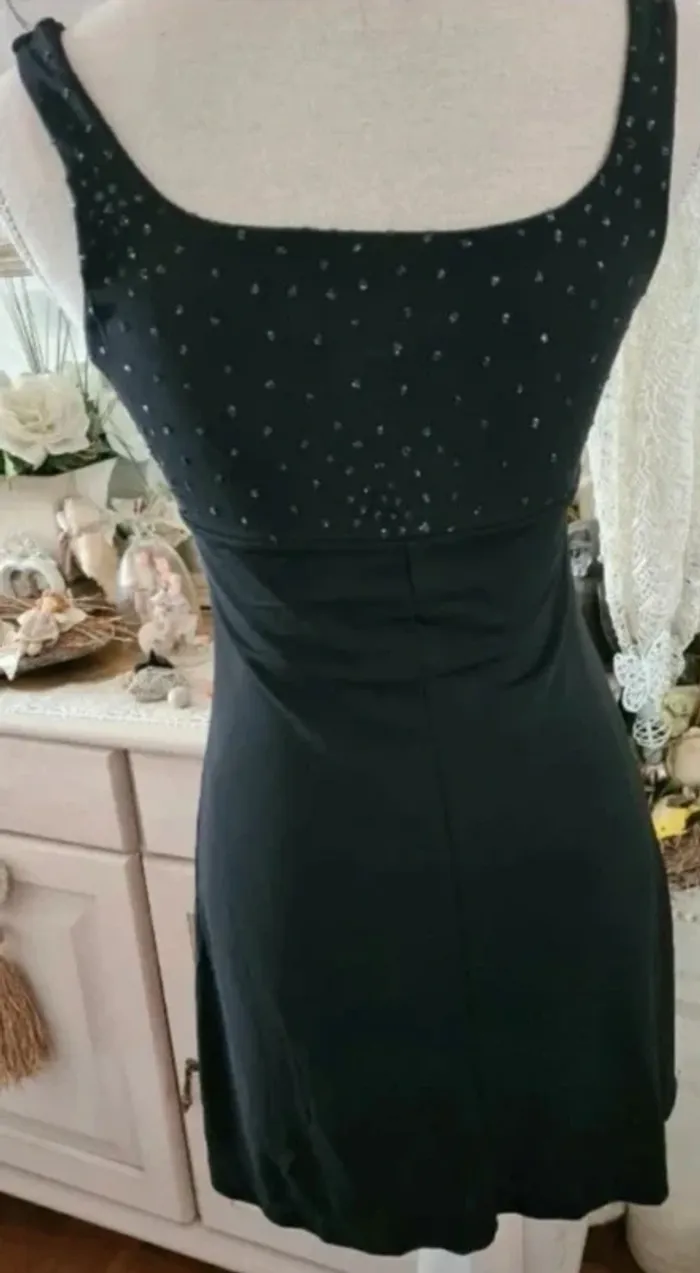 Petite robe noire Kookai Taille 38/40 - photo numéro 4
