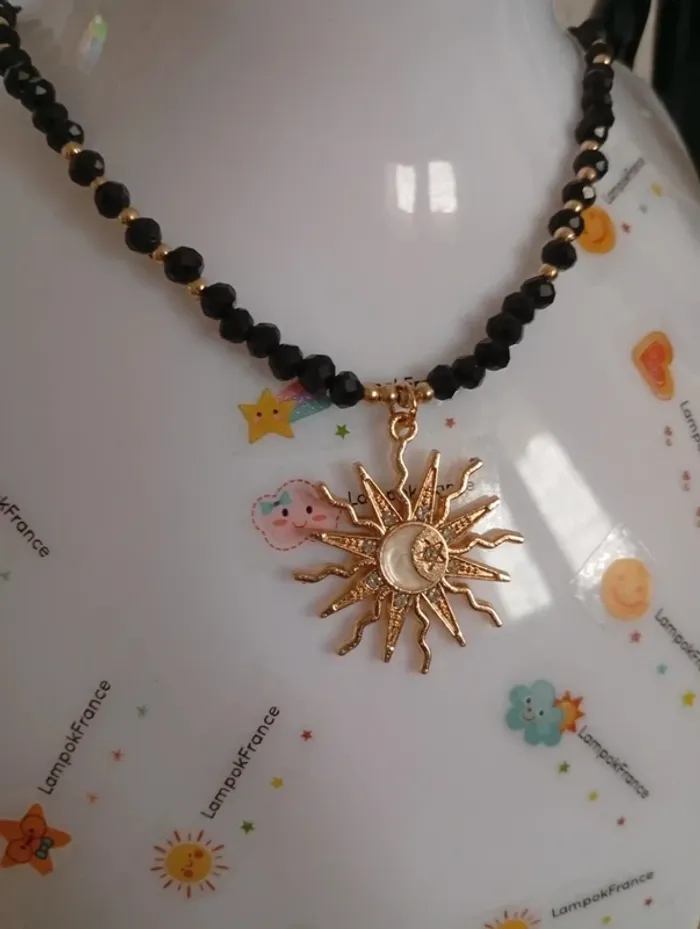 Collier soleil bohème doré perles noirs strass - photo numéro 3