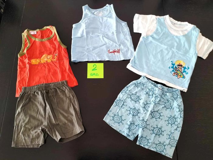 Lot de 2 ensembles shorts et t-shirt - Taille 2 ans