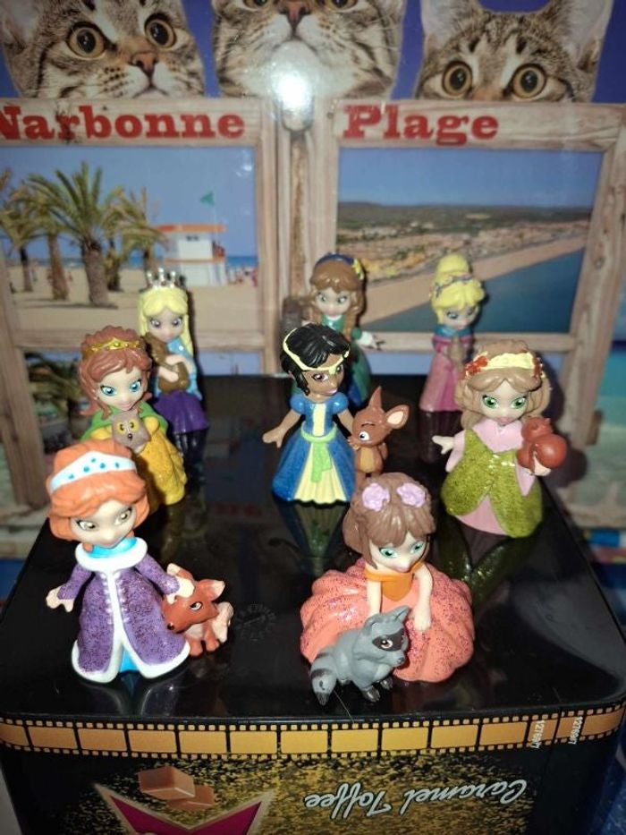 lots de 8 figurine princesse
