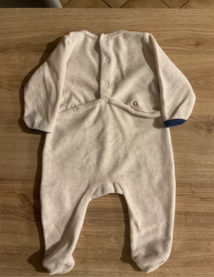 Pyjama - photo numéro 2