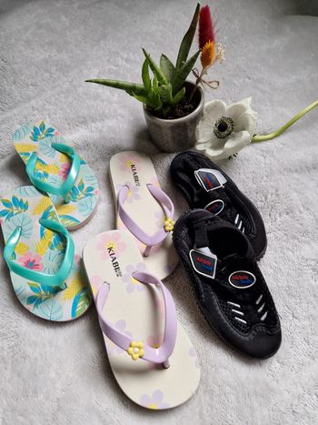 Lot tongs et chaussures d'eau
