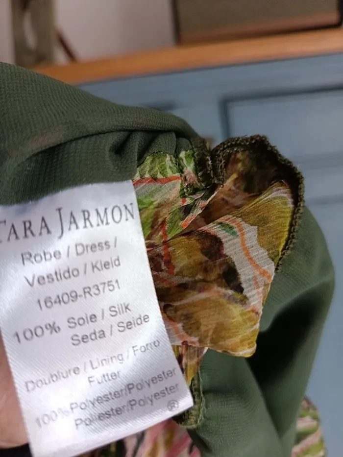 Robe tara jarmon en soie - photo numéro 4