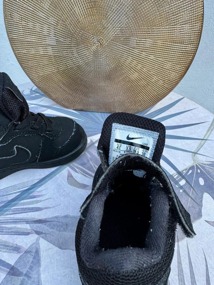 Basket noires || Nike || Court borought || 19.5 - photo numéro 6