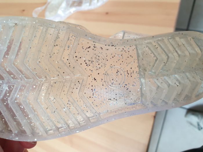 Chaussures d'eau - Meduses - Paillettes - Taille 29 - photo numéro 2