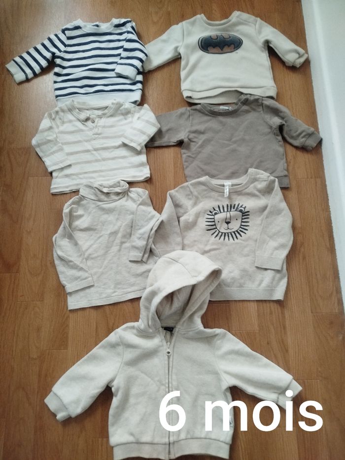 Lot de 41. 6 mois Bébé garçon - photo numéro 2