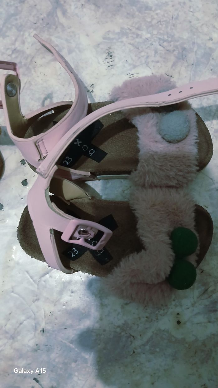 Lots de chaussures filles taille 24 - photo numéro 9