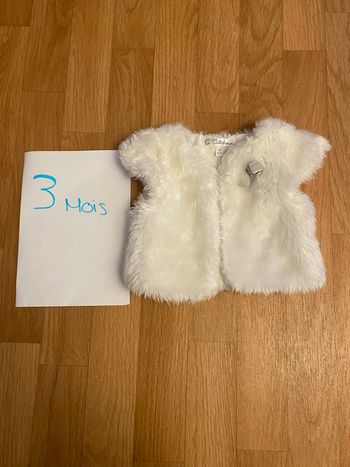 Veste fourrure 3 mois