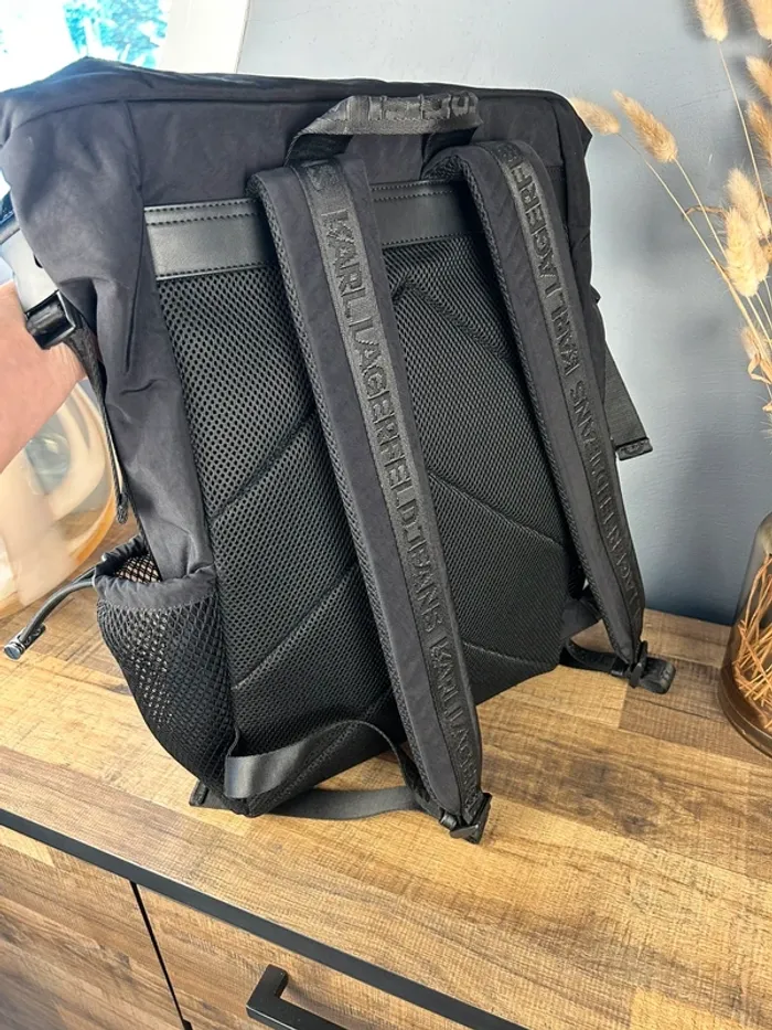 Grand sac à dos Karl Lagerfeld Neuf - photo numéro 2
