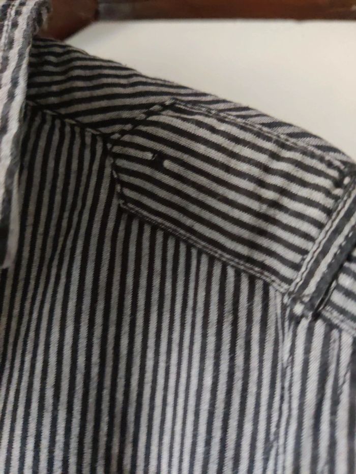 Chemise rayée - photo numéro 5