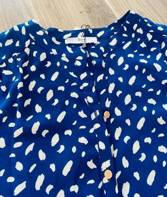Chemisier marine et blanc viscose T1/ 36 neuve - photo numéro 3