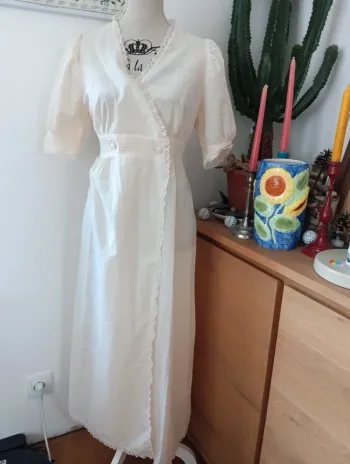 Chemise de nuit,.robe de chambre écrue lingelor made in France