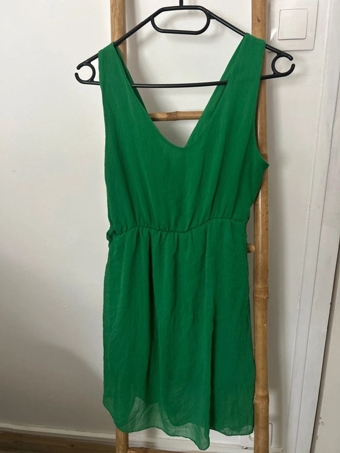 Robe légère verte - photo numéro 3