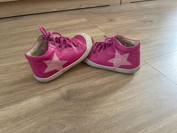 Naturino Taille 23 cuir Fuschia et étoile Rose