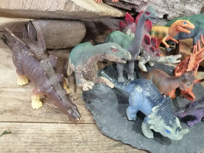 lot de 27 figurines  dinosaures - photo numéro 5