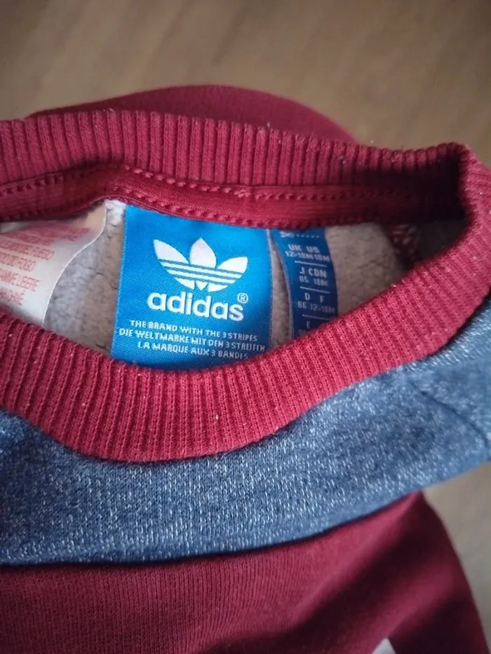 Pull adidas 18 mois - photo numéro 2
