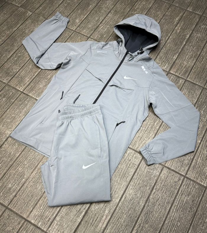 Ensemble Nike - photo numéro 2