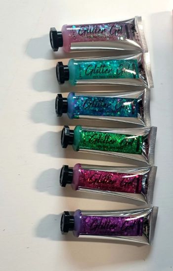Gel pailleté pour le corps