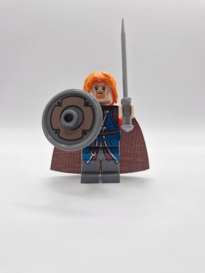 Figurine type lego Boromir seigneur des anneaux / hobbit - photo numéro 2