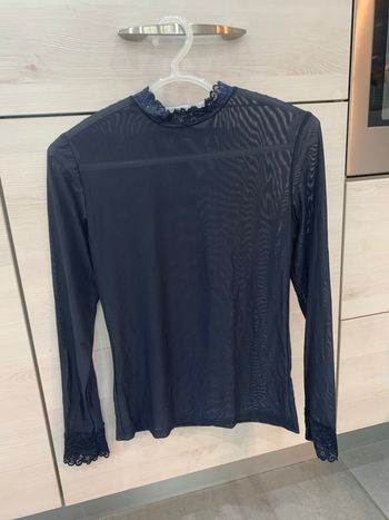 Haut transparent dentelle