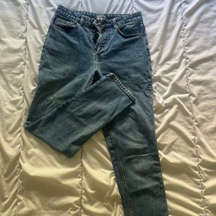 Jean MOM