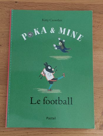 le football - l'école des loisirs