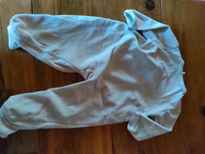 Pyjama velours 12 mois - photo numéro 4