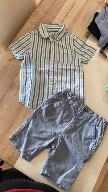 Ensemble chemise bermuda primark 18/24 mois